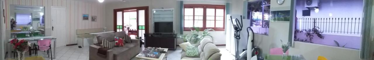 Pousada Casa Verde - Quartos Individuais - Smart Tv 32 - E Banheiro Privativo Lejlighed Itajaí Eksteriør billede